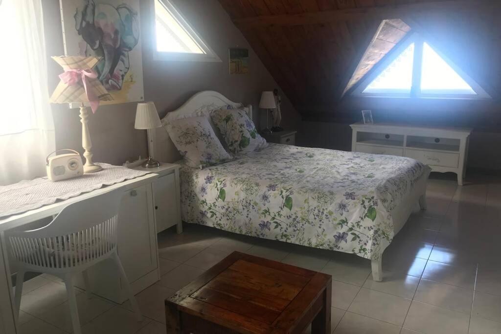 St Leu -Villa D'Artiste, Superbe Vue Mer, Piscine Chauffee Saint-Leu Eksteriør billede